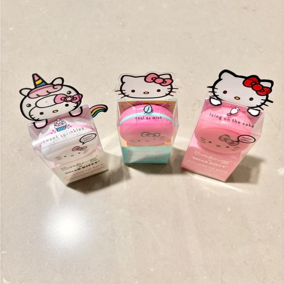 Hello Kitty Macaron Lip Balm Set of 3 The Crème Shop Sweet Sprinkles - Picture 2 of 3